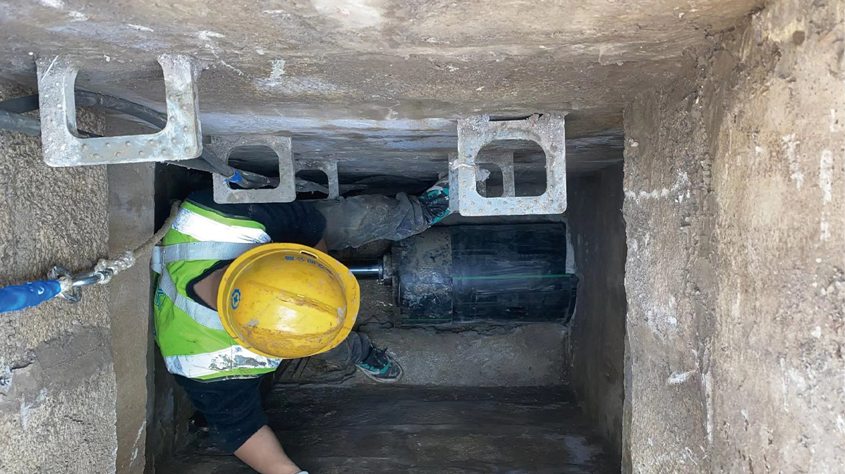 双河HDPE短管内衬法